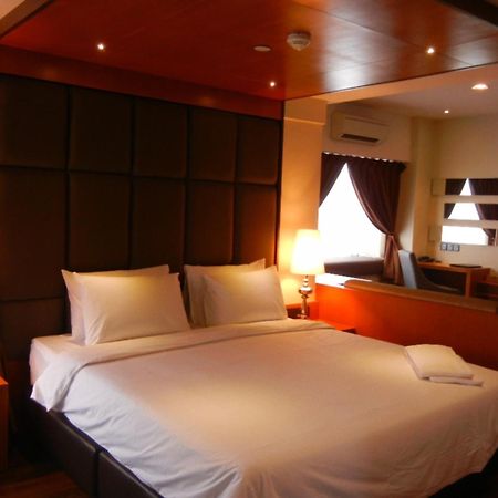 C'Haya Hotel Kota Kinabalu Eksteriør billede