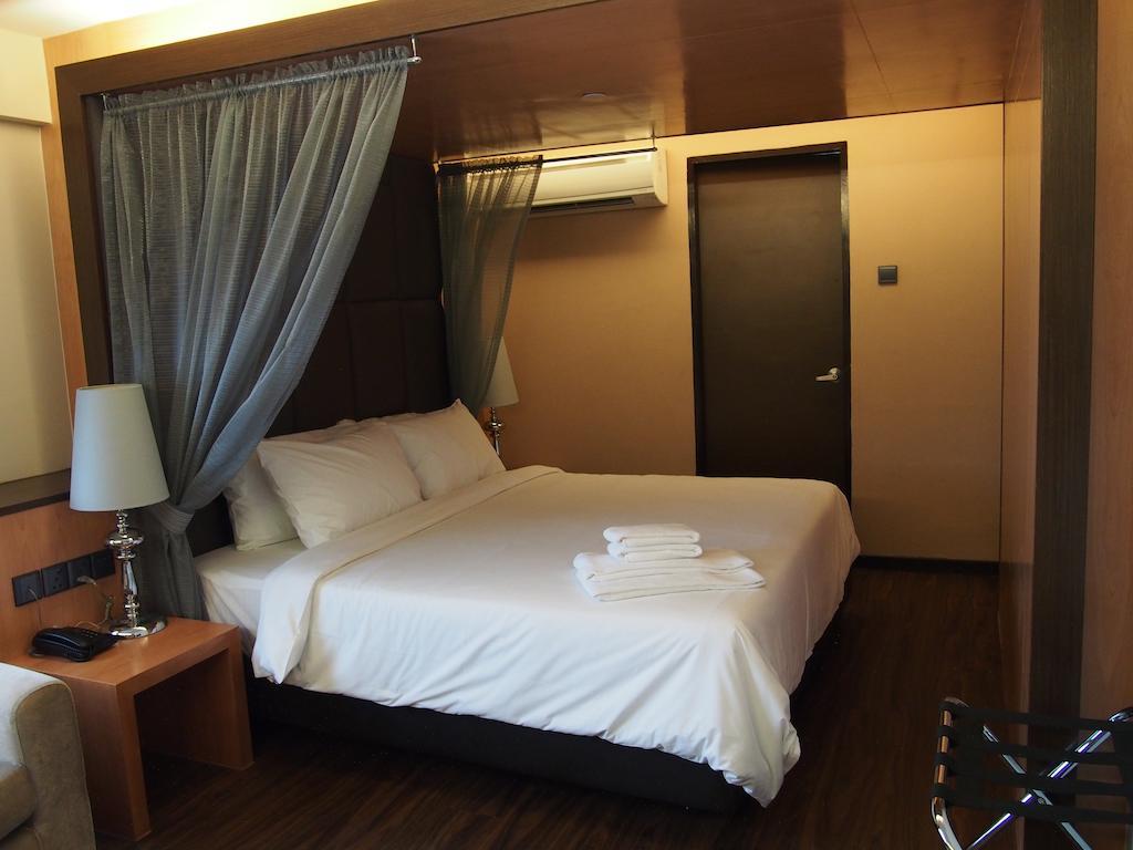 C'Haya Hotel Kota Kinabalu Eksteriør billede