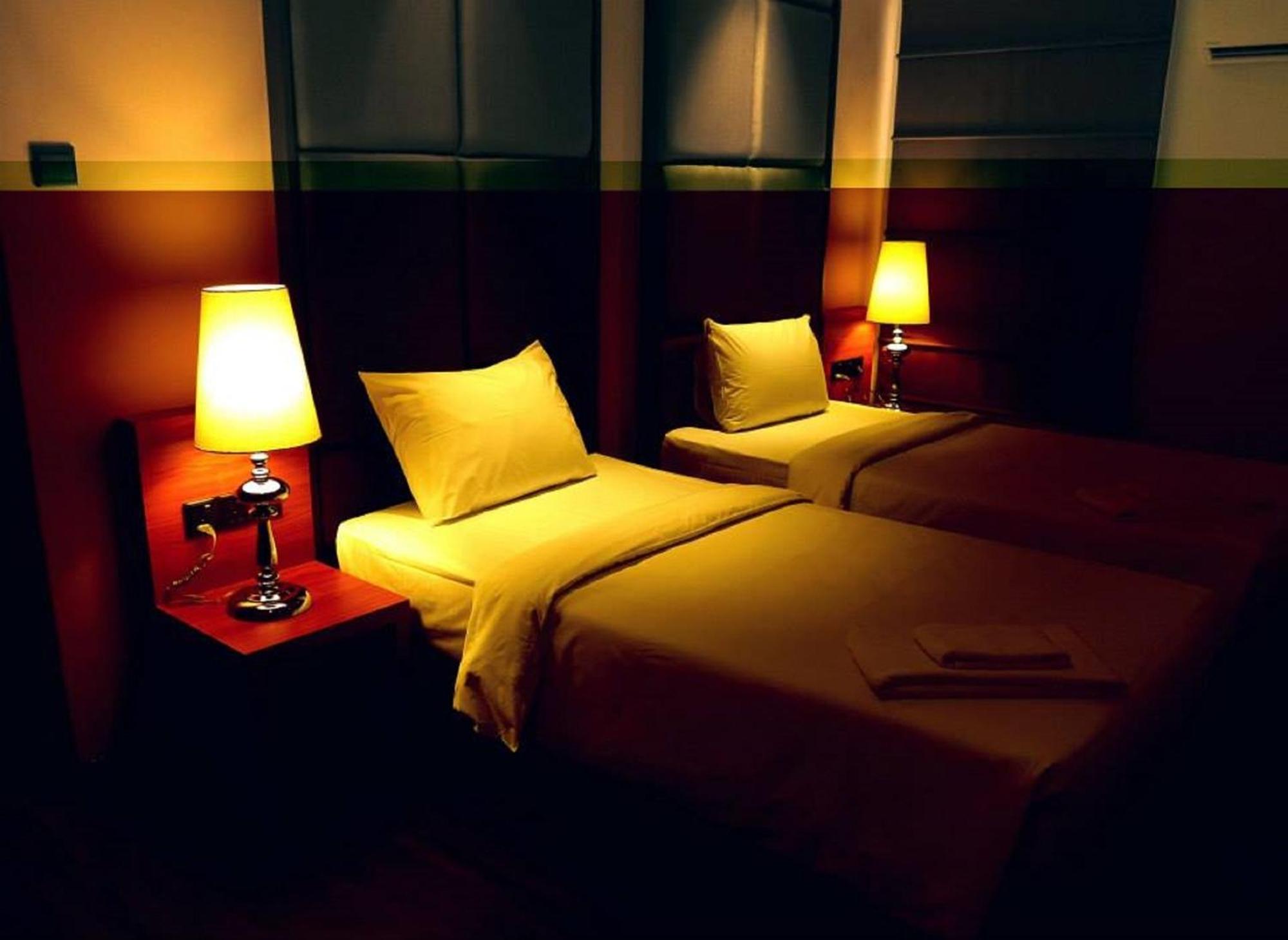 C'Haya Hotel Kota Kinabalu Værelse billede