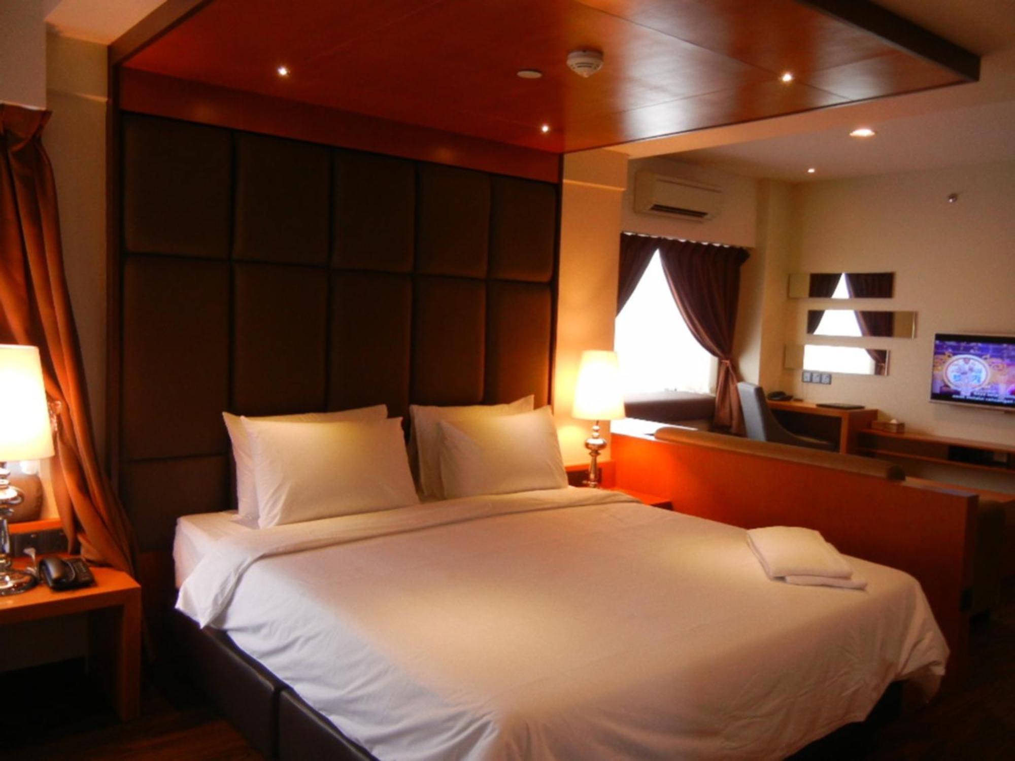 C'Haya Hotel Kota Kinabalu Eksteriør billede