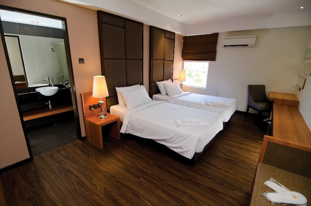 C'Haya Hotel Kota Kinabalu Værelse billede