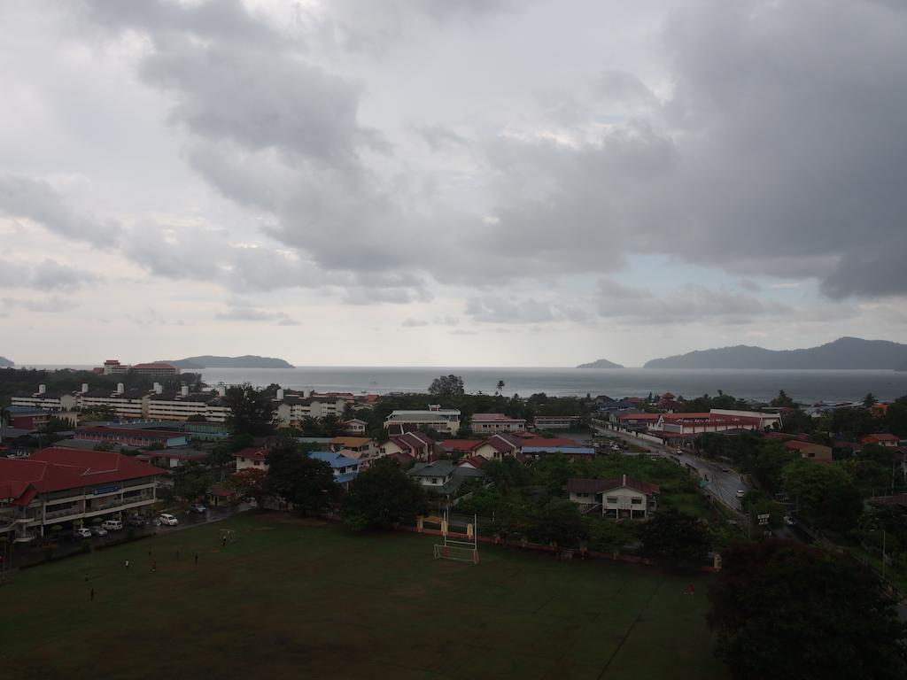 C'Haya Hotel Kota Kinabalu Eksteriør billede