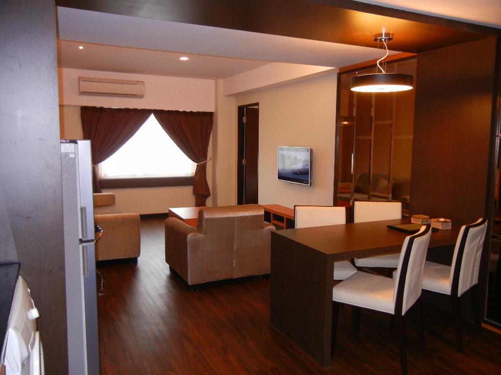 C'Haya Hotel Kota Kinabalu Værelse billede