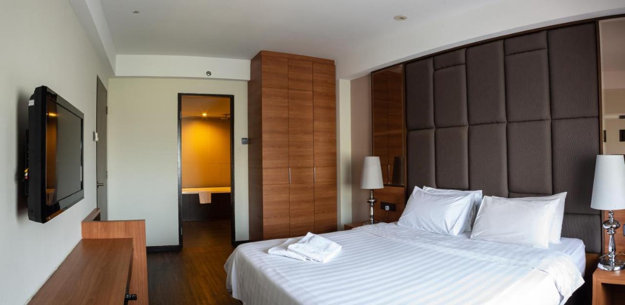 C'Haya Hotel Kota Kinabalu Eksteriør billede